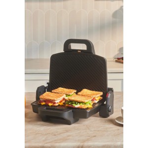 Karaca Future Essential Tost Makinesi Matte Black  Karaca Future Essential Tost Makinesi Matte Black